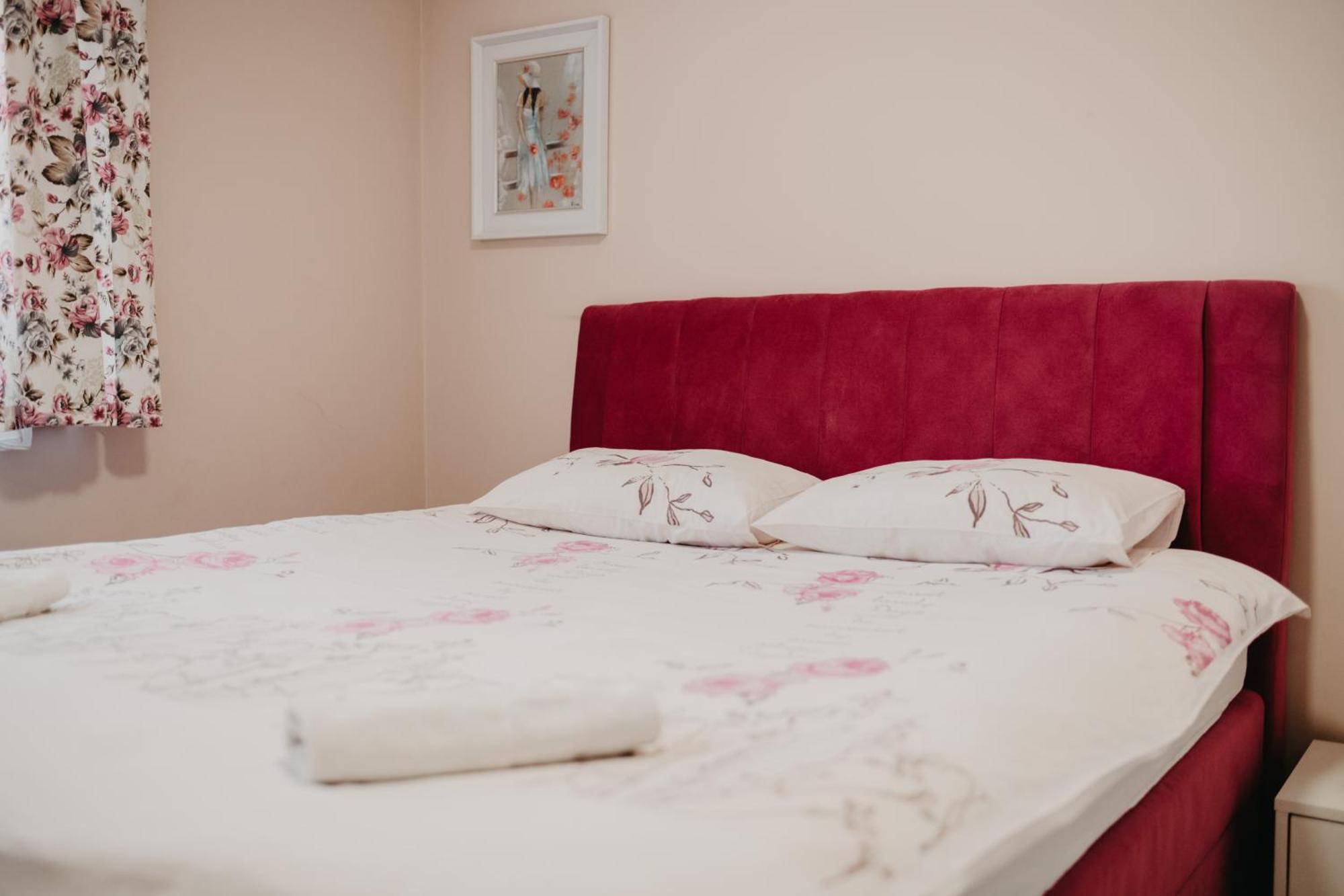 Bed and Breakfast Prenociste Park Modrica Экстерьер фото