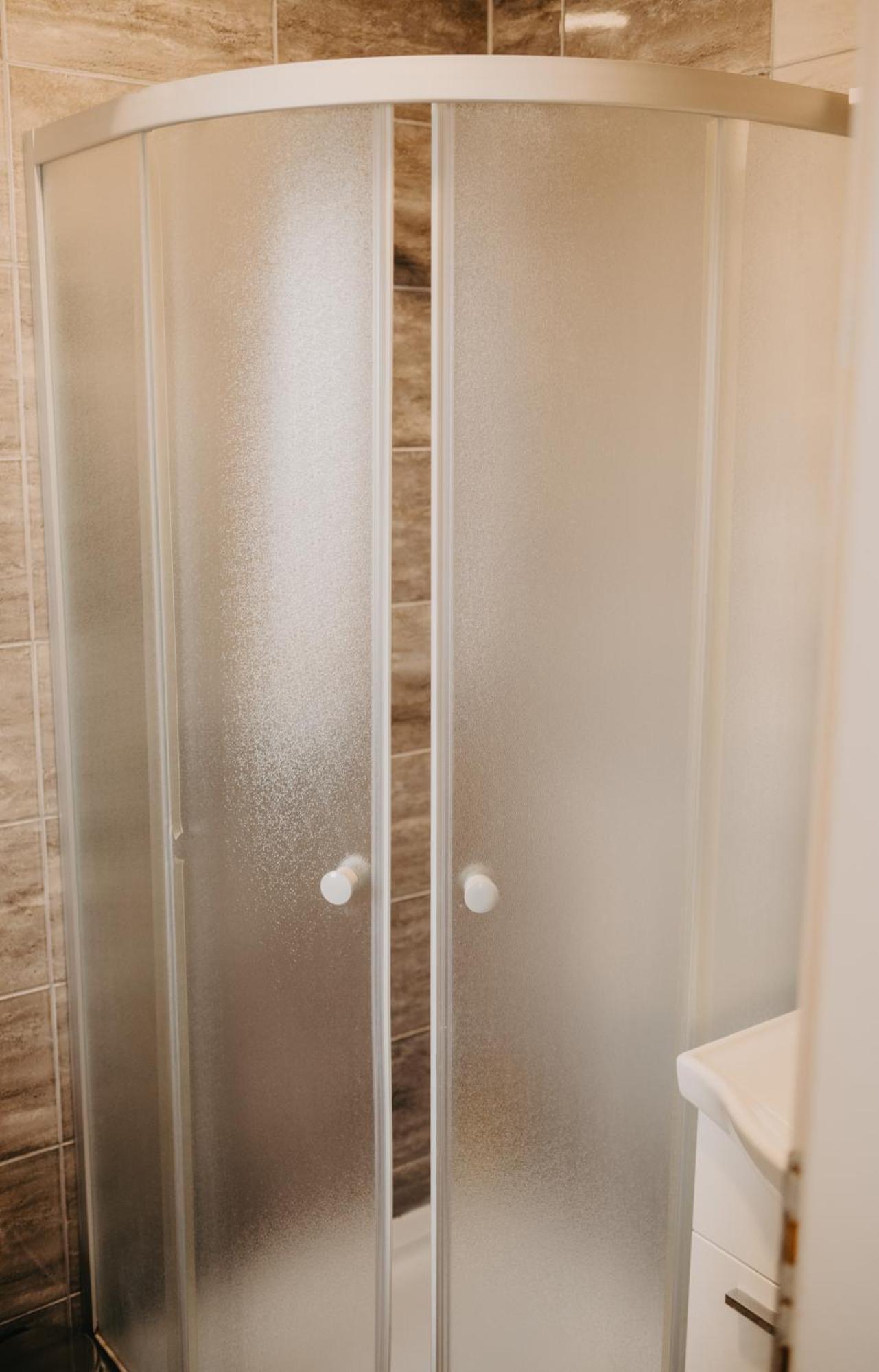 Bed and Breakfast Prenociste Park Modrica Экстерьер фото